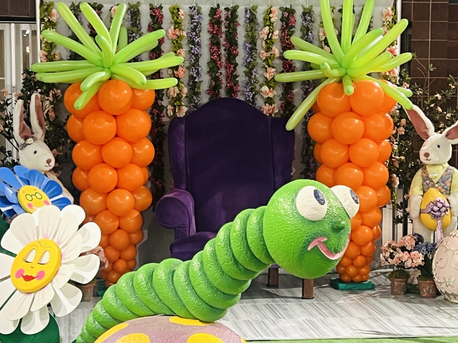 Carrot Balloon Columns for Easter, Easter Bunny Photo Backdrop